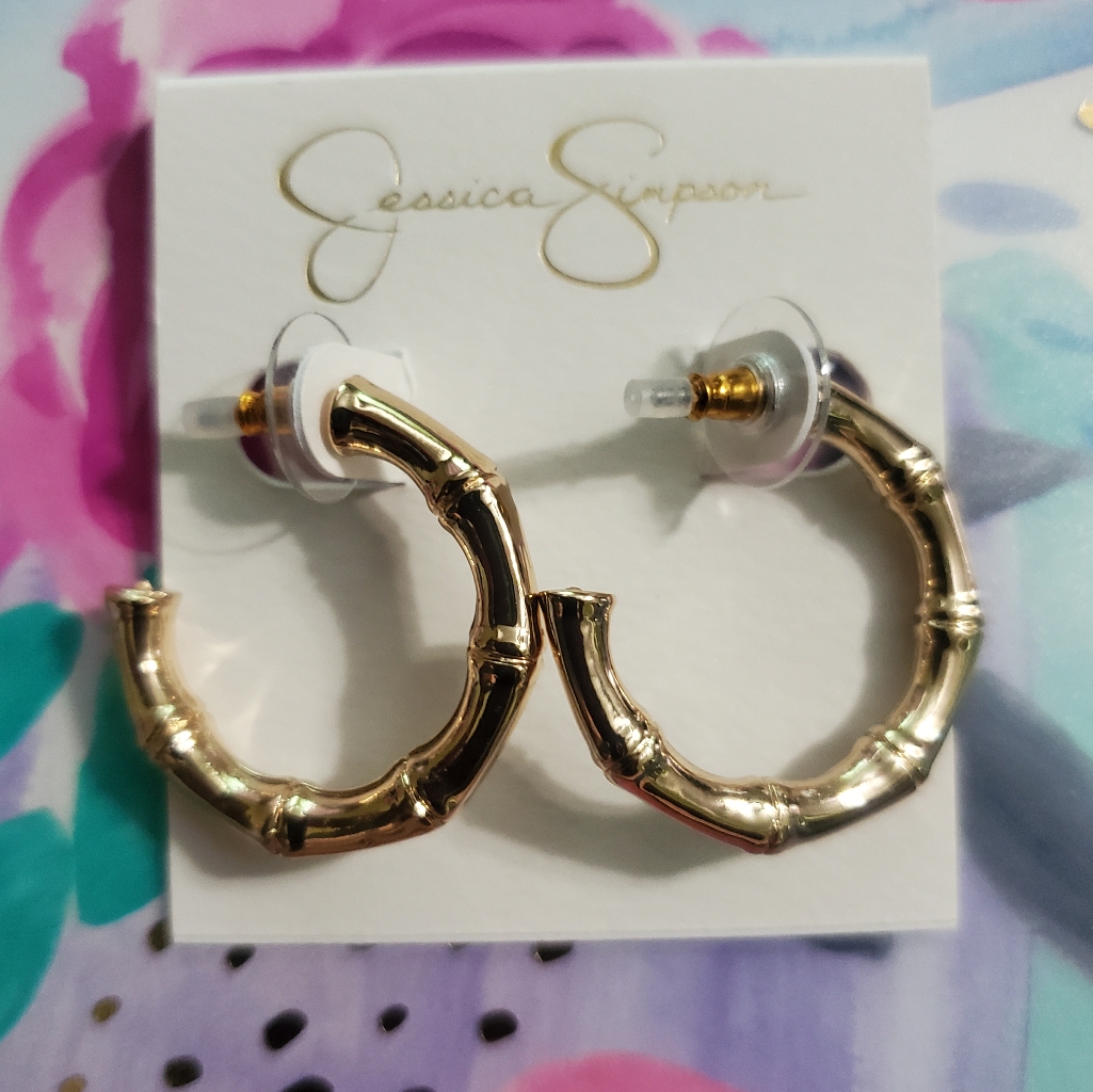 Jessica Simpson Semi Bamboo Hoop Earring 25$